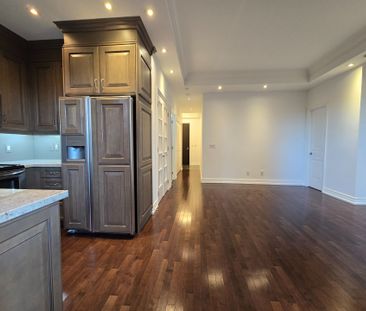 For Lease - 21 Burkebrook Place Unit# #413, Toronto, Ontario - Photo 1