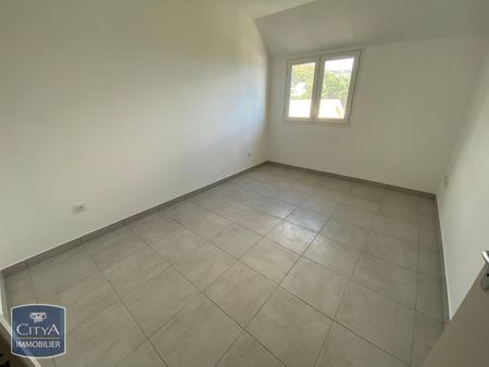 Location Appartement 3 pièces 95m² STE CLOTILDE 97490 - Photo 5