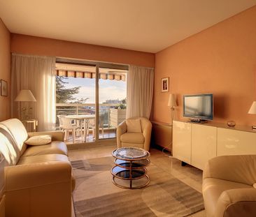 Location Appartement 2 pièces 49m² NICE 06100 - Photo 1