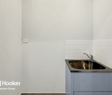 Brand New Two Bedroom Granny Flat with a big backyard! - Photo 6