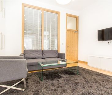 1 bed apartment to rent in Grainger Street, Newcastle Upon Tyne, NE1 - Photo 2