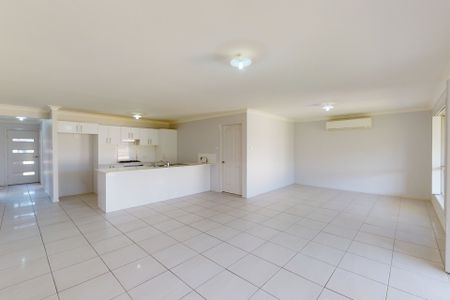 4 Barbara Court, Rutherford NSW 2320 - Photo 3