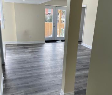 For Lease - 22 Rowley Street, Brantford, Ontario - Photo 6