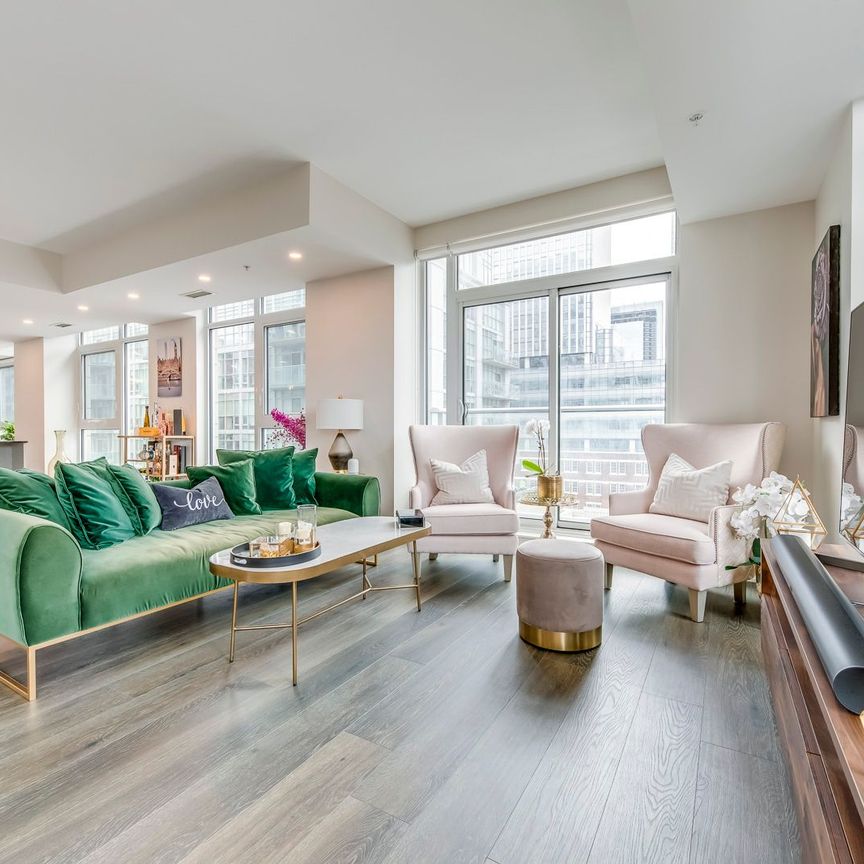 For Lease - 30 Nelson Street Unit# 807, Toronto, Ontario - Photo 1