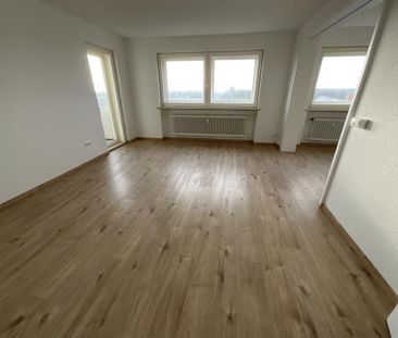 3-Zimmer-Wohnung mit Balkon in Wilhelmshaven-Europaviertel mieten - Photo 1