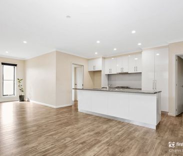 Modern Home In Echuca East - Photo 5