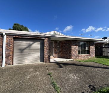 2 Bedroom Lowset Brick Unit - Walking Distance to Hospital - Photo 2