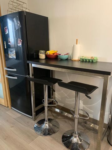 Dispo mi juin : joli T2 meublé de standing – Rennes rue de Vern, Loyer 765€ cc - Photo 2