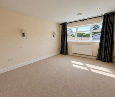 1 bedroom semi-detached bungalow to rent - Photo 1