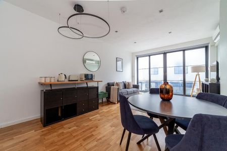 2 bedroom flat to rent - Photo 5