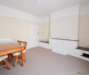 3 bedroom property to rent in Plymouth - Photo 2