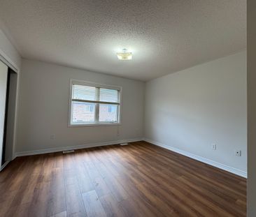 For Lease - 1433 Granrock Crescent, Mississauga, Ontario - Photo 1
