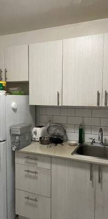 Room mate needed in downtown Toronto(Wellesley st) - Photo 2