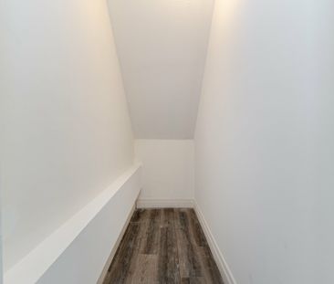For Lease - 177 North Park Boulevard, Oakville, Ontario - Photo 1