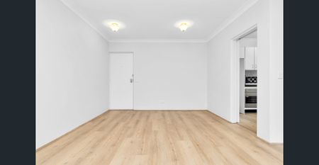 Quiet position at the back of the block, great location! - Photo 2