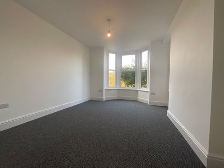 2 bedroom Apartment to let - Photo 4