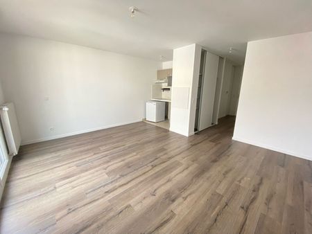 Location appartement 1 pièce, 32.56m², Mennecy - Photo 4