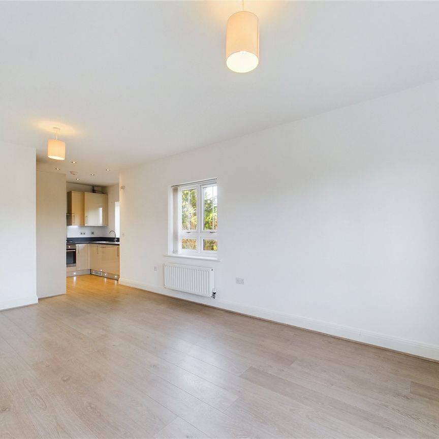 Regatta Place, Maidenhead Regatta Place, Maidenhead - Photo 1