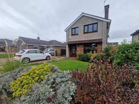 3 bedroom detached house to rent - Photo 3