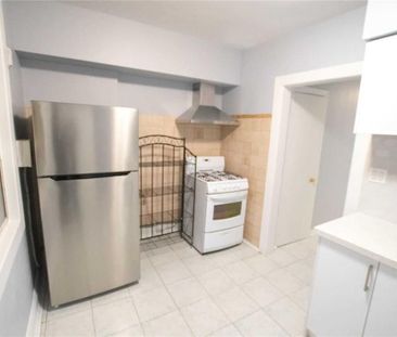 For Lease - 1104 College Street Unit# 2nd floor, Toronto, Ontario - Photo 1