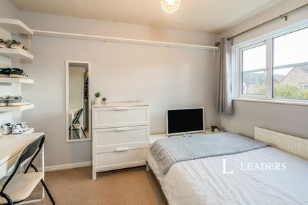 3 bedroom house to rent Lilac Close, Bognor Regis, PO22 - Photo 4