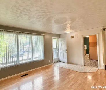 1-190 Cedarvale Crescent, Waterloo, Ontario N2L 4T2 | 190 Cedarvale... - Photo 1