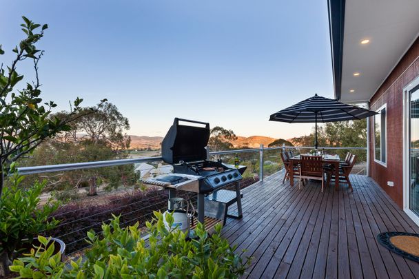 104 Tolpuddle Drive Richmond TAS 7025 Australia - Photo 1