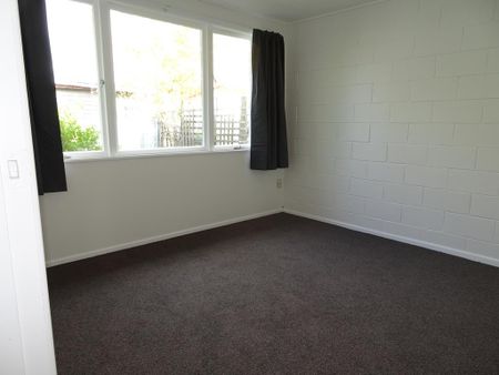Kennedy Road, Raureka - Photo 4