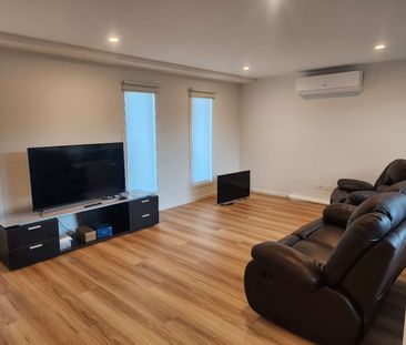 Dandenong North - Photo 2