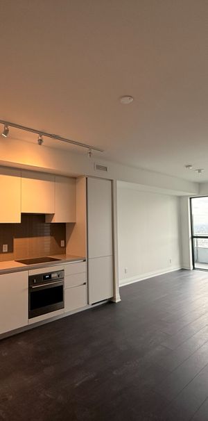 For Lease - 4015 The Exchange N/A Unit# 5806, Mississauga, Ontario - Photo 1