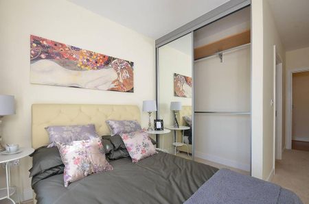 1 bedroom flat to rent - Photo 5