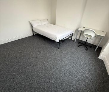 2 bedroom house share to rent - Photo 5