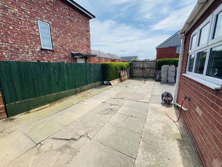 Chatham Gardens, Hartlepool - Photo 4