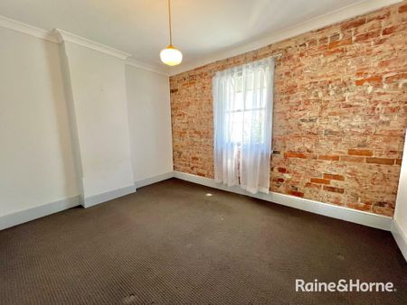 61 Carlingford Street, Bathurst, NSW 2795 - Photo 4