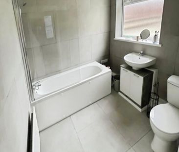 3 bedroom House To Let Total Size: 1131 SQ FT - Photo 6