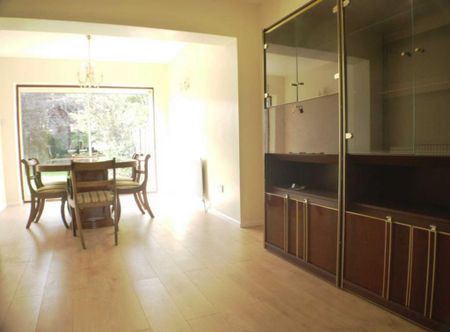 3 bedroom semi-detached house to rent - Photo 2