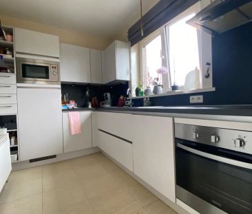 Alleenstaande woning met 3 slaapkamers en dubbele garage te Ardooie - Foto 4