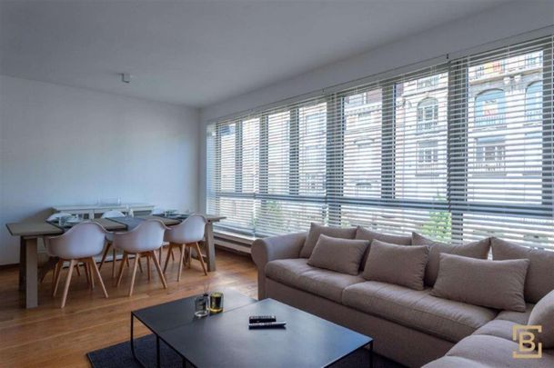 Bemeubeld 3-slaapkamer appartement - Photo 1