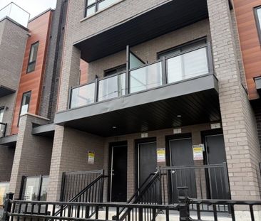 For Lease - 18 Lytham Green Circle Unit# 9, Newmarket, Ontario - Photo 2