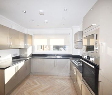 3 bedroom apartment to rent - Photo 3