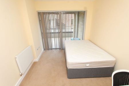 Room in a Shared House, Bugsby's Way, SE10 - Photo 3