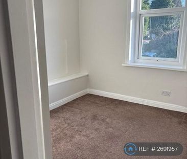 3 bedroom flat to rent - Photo 5