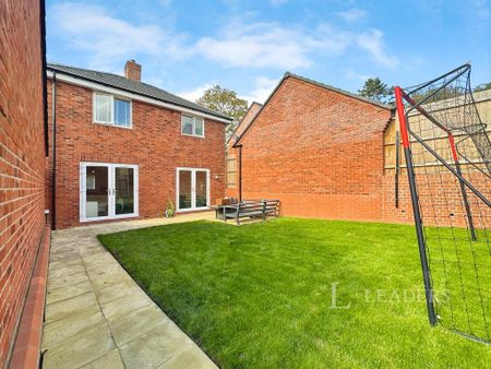 3 bedroom detached house to rent - Photo 3