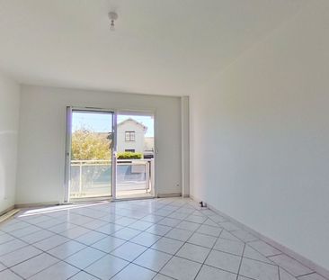 Location Appartement 3 pièces 76m² - Photo 2