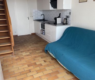 HYERES- APPARTEMENT T2 EN SOUPLEX - AU CALME - TERRASSE- ST - Photo 3