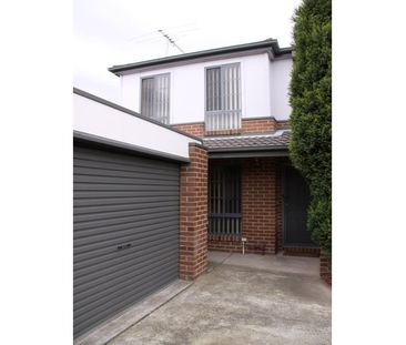 2/109 Major Road, Fawkner VIC 3060 - Photo 1