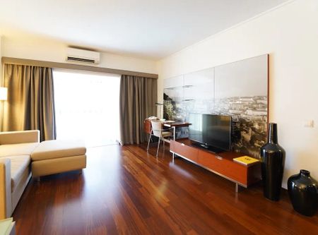 Rua Rodrigo da Fonseca, Lisbon, Lisbon 1250-193 - Photo 2