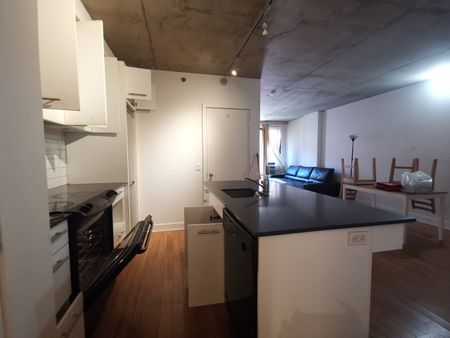 Unit 204: Entire unit - Photo 3