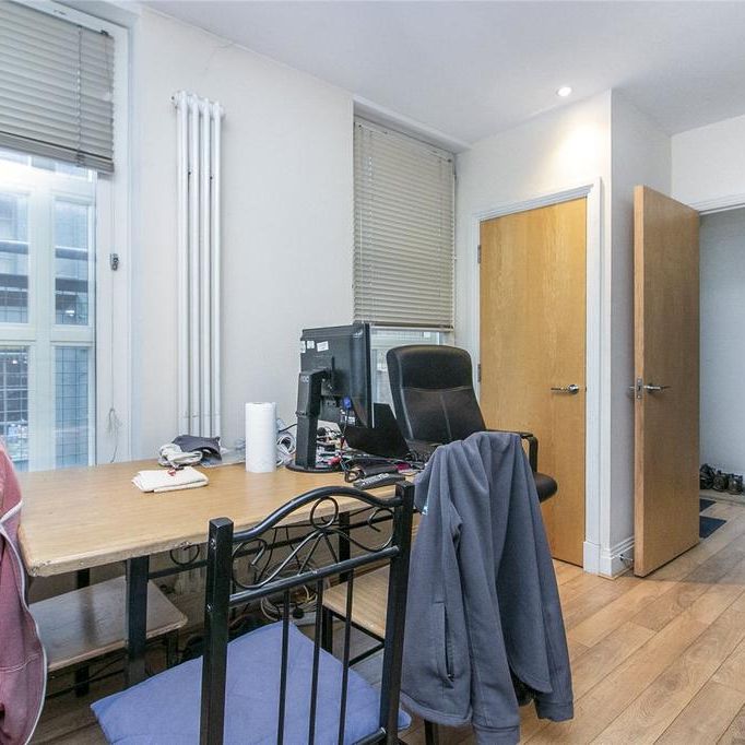 5 bedroom terraced house to rent - Photo 1