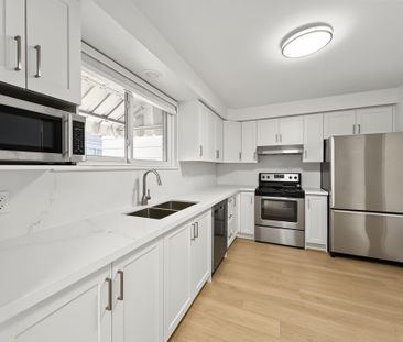 For Lease - 42 Follett Court Unit# Upper Unit, Ajax, Ontario - Photo 2